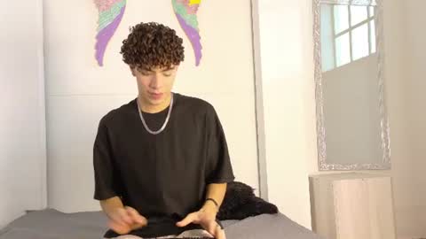 Snapshot of monyel_blake chatting on 06.20.26 online show from 06.20.26