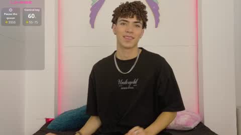 Snapshot of monyel_blake chatting on 07.27.26 online show from 07.27.26