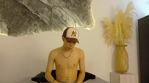 Snapshot of monyel_blake chatting on 07.28.26 online show from 07.28.26