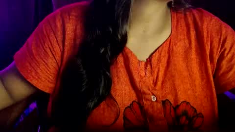 Snapshot of moody_maya chatting on 09.09.25 Maya online show from 09.09.25