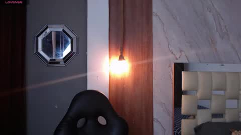 moon_and_fire_ online show from 05.21.26