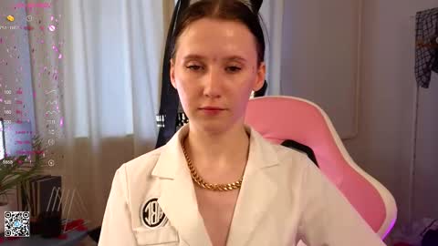 Lola online show from 02.23.25