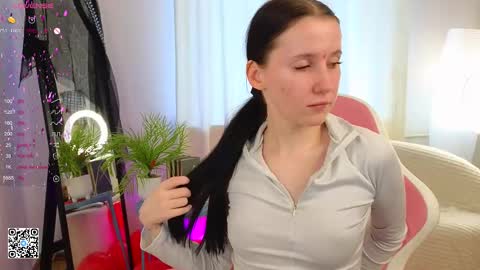 Lola online show from 02.24.25