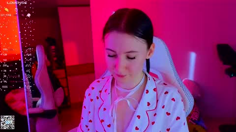 Lola online show from 03.10.25