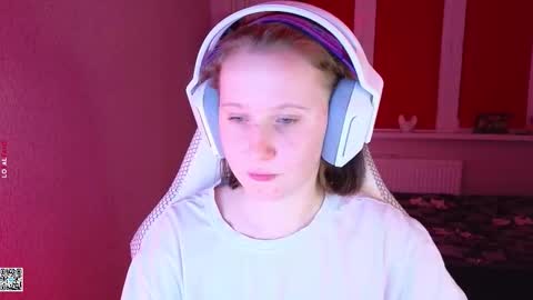 Lola online show from 09.23.25