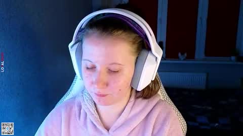 Lola online show from 09.29.25