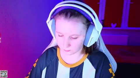 Lola online show from 11.21.25