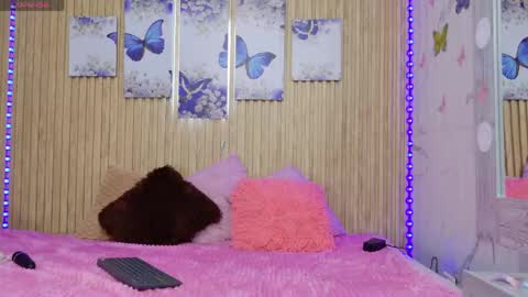 Moon online show from 04.23.26