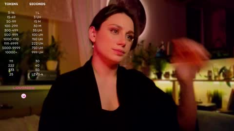 Luna  online show from 02.15.25