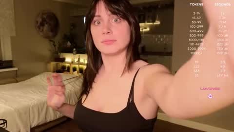 Luna  online show from 10.07.25