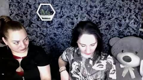 Snapshot of moon_foxy_ chatting on 02.17.26 Diana online show from 02.17.26