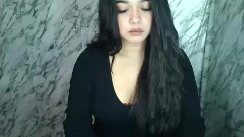 Snapshot of moon_of_desirexx chatting on 12.19.25 Joy online show from 12.19.25