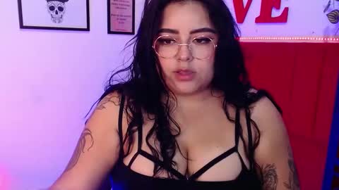 moon_sunflowers online show from 03.03.25