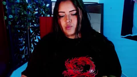 moon_sunflowers online show from 12.03.25