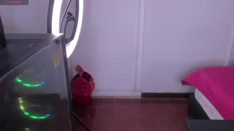 Luna  online show from 02.15.25