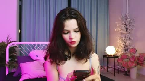 Snapshot of moonberry_yi chatting on 07.20.26 VIPER online show from 07.20.26