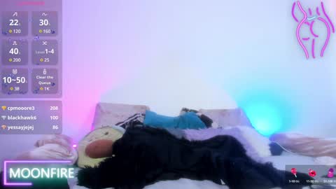 Snapshot of moonfiredance chatting on 12.12.24 Nicky  online show from 12.12.24