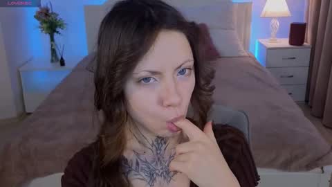 Snapshot of moonhaze_ chatting on 02.02.26 Erica online show from 02.02.26