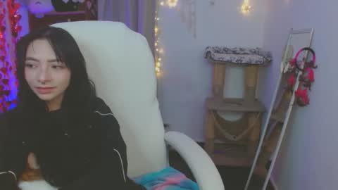 MOON  online show from 05.03.26
