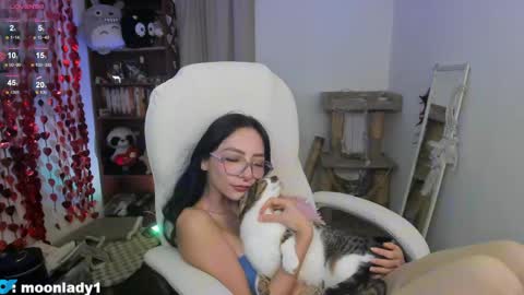 MOON  online show from 05.22.26