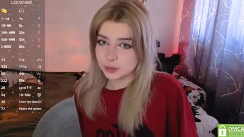 Snapshot of moonlight_grace chatting on 03.26.26 Im Grace 3 online show from 03.26.26