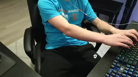 moonlighter7 online show from 11.13.25