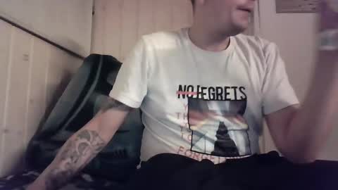 Snapshot of moonlines chatting on 12.24.24 BouncyBoner online show from 12.24.24