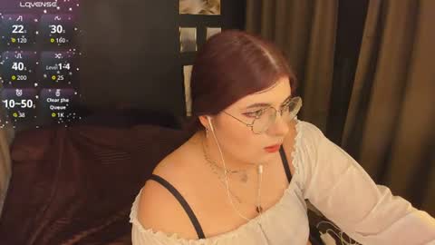 Snapshot of moonshinesiena chatting on 08.09.26 Miss Siena online show from 08.09.26