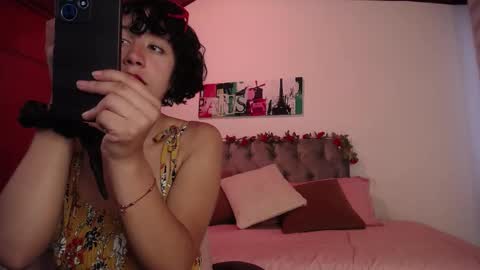 Snapshot of moony_14 chatting on 02.19.25 Michelle online show from 02.19.25