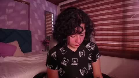 Snapshot of moony_14 chatting on 02.20.25 Michelle online show from 02.20.25