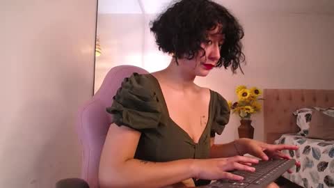 Snapshot of moony_14 chatting on 02.28.25 Michelle online show from 02.28.25