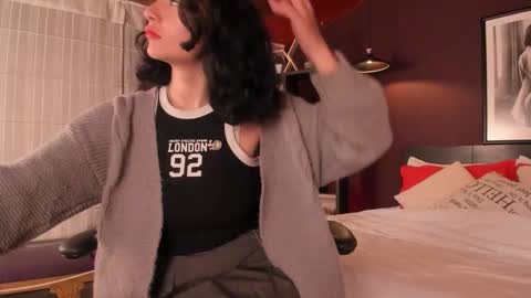 Snapshot of moony_14 chatting on 02.11.26 Michelle online show from 02.11.26