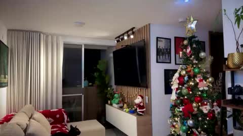 Snapshot of morgan_hiller chatting on 01.11.26 online show from 01.11.26