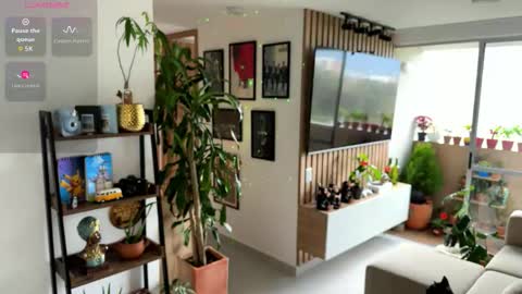 Snapshot of morgan_hiller chatting on 03.15.26 online show from 03.15.26