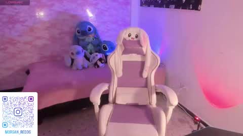 Snapshot of morgan_r13 chatting on 10.08.25 Morgan-Redds online show from 10.08.25