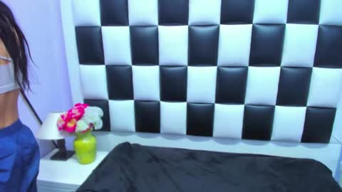 morganasmit_ online show from 05.05.26