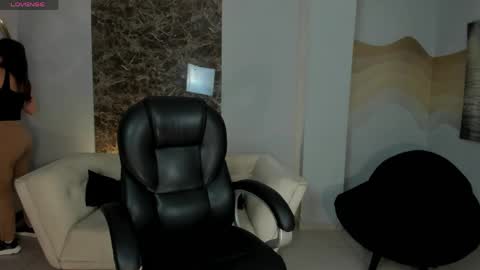 Morgan Hicks online show from 06.09.26