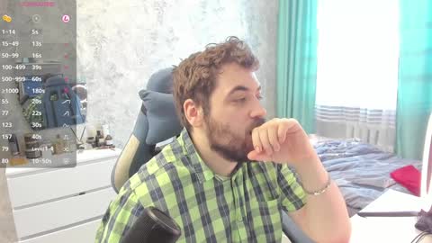 Snapshot of morlaios chatting on 12.22.24 Morl online show from 12.22.24