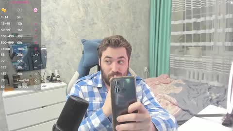 Snapshot of morlaios chatting on 12.23.24 Morl online show from 12.23.24