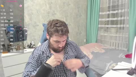 Snapshot of morlaios chatting on 12.24.24 Morl online show from 12.24.24