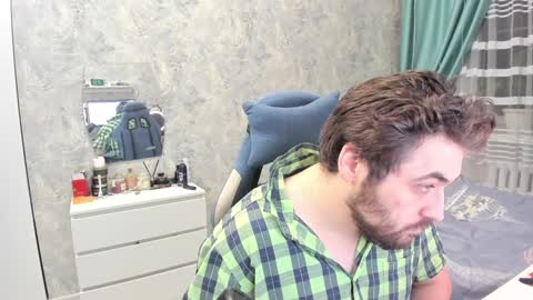 Snapshot of morlaios chatting on 01.24.25 Morl online show from 01.24.25