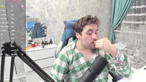 Snapshot of morlaios chatting on 02.02.25 Morl online show from 02.02.25