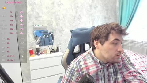 Snapshot of morlaios chatting on 02.03.25 Morl online show from 02.03.25