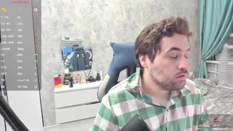 Snapshot of morlaios chatting on 02.10.25 Morl online show from 02.10.25