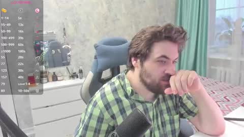 Snapshot of morlaios chatting on 03.12.25 Morl online show from 03.12.25