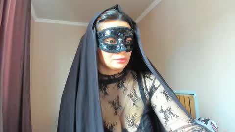 Snapshot of moroccan_diamond_ chatting on 01.11.26 Medina online show from 01.11.26