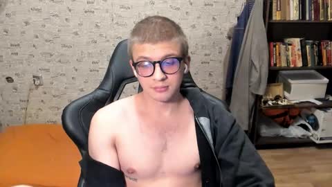 Snapshot of mortywithlove chatting on 01.08.26 Morty online show from 01.08.26