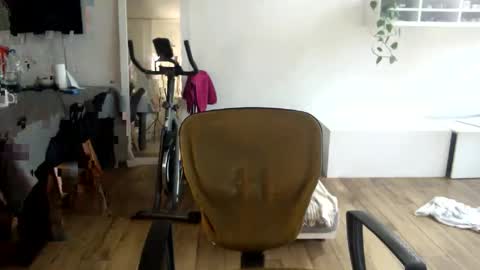 Snapshot of mosh2 chatting on 11.23.25 Kattie Mosh online show from 11.23.25