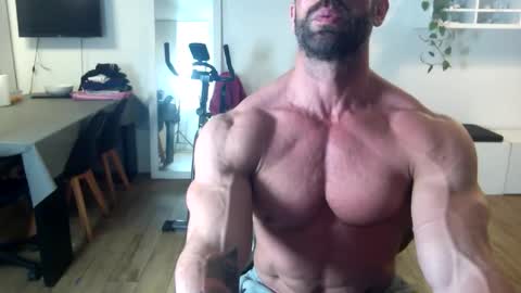 Snapshot of mosh2 chatting on 11.24.25 Kattie Mosh online show from 11.24.25