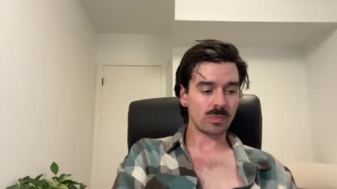 moustachematt online show from 06.12.26